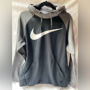 Nike Men’s Dri Fit Pullover Hoodie, Medium, Black/Grey